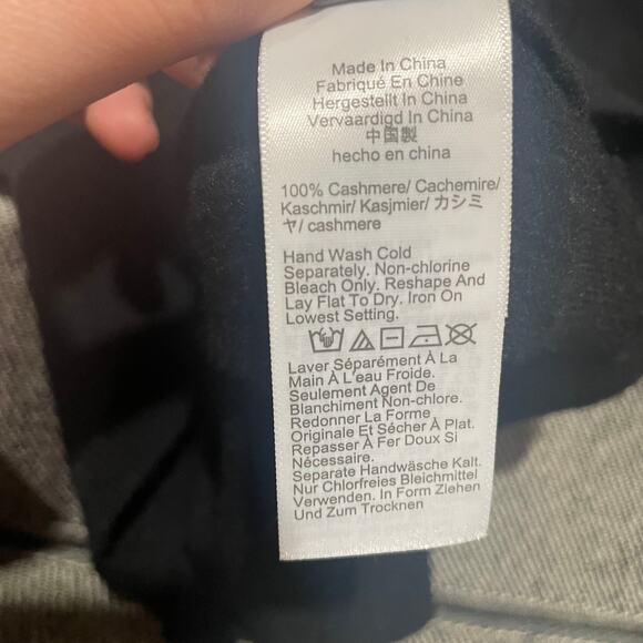 j.crew Perfect cashmere crewneck sweater - Picture 8 of 10